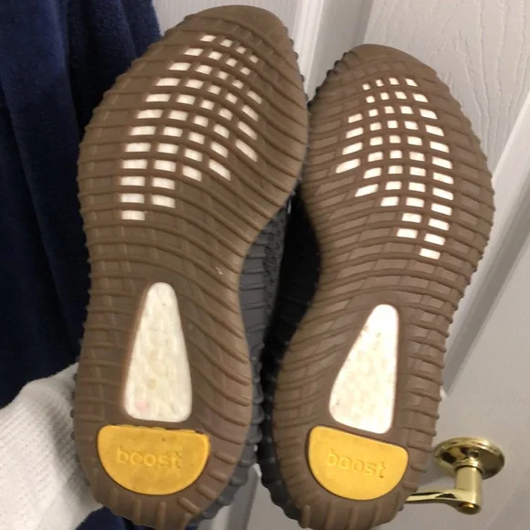 ✅ Yeezy “Cinder” Non-Reflective size 5! Worn Once ✅ - Picture 15 of 16